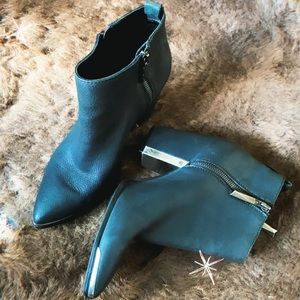 Vince Canuto Black Ankle Booties